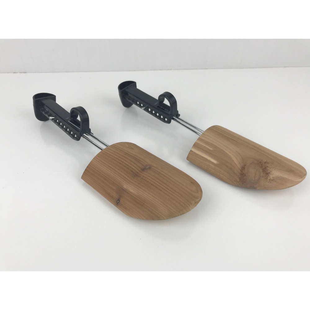 VTG Unbranded Cedar Wood Metal Shoe Trees Keepers Shapers‎ Stretchers